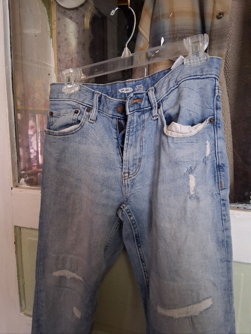 American Eagle Outfitters Light Blue Distressed Skinny Jeans